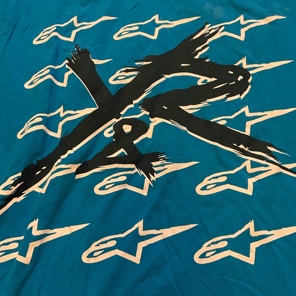 STARS Tee Size Large - Picture 2 of 6
